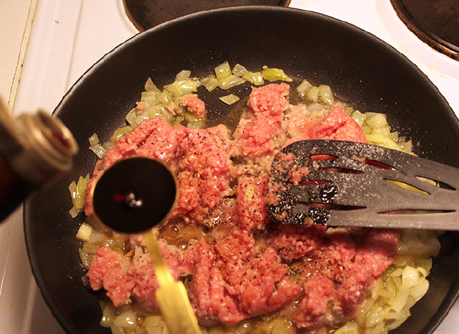 MeatPie step 2: chop the onions