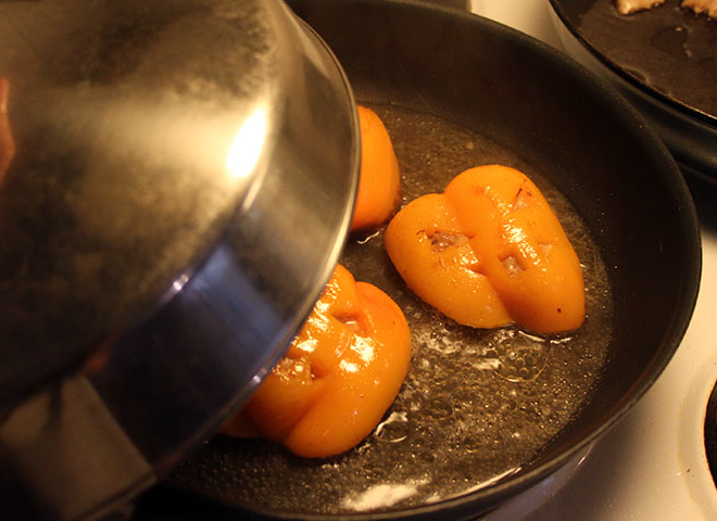 Bell Pepper step 5: Steam the peppers